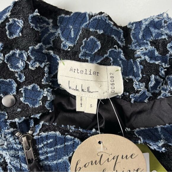 Nicole Miller Artelier NWT Bomber Jacket Small - Picture 3 of 9